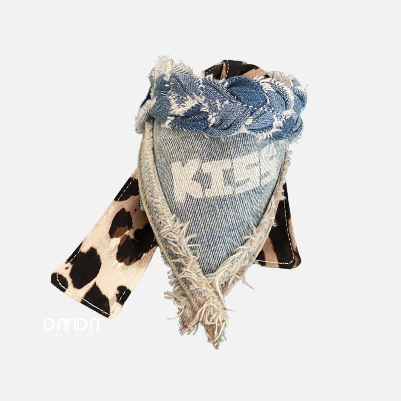 Bandana Kiss